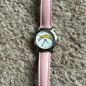 Game Time‎ women’s vintage pink genuine leather Chicago Chargers dainty watch
